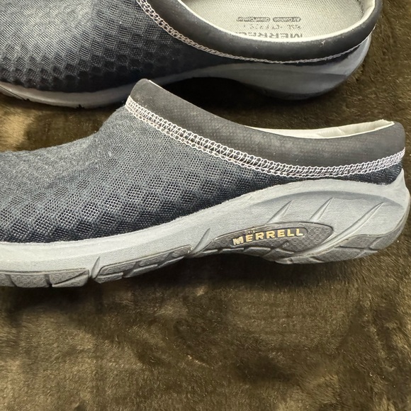 Merrell Black Slip On Mule - Picture 2 of 4